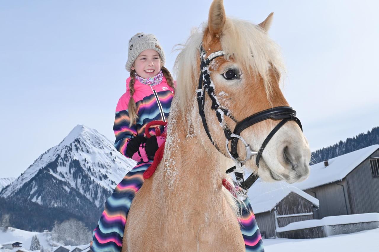 Haus Bergquell Apartment Au (Vorarlberg) ภายนอก รูปภาพ