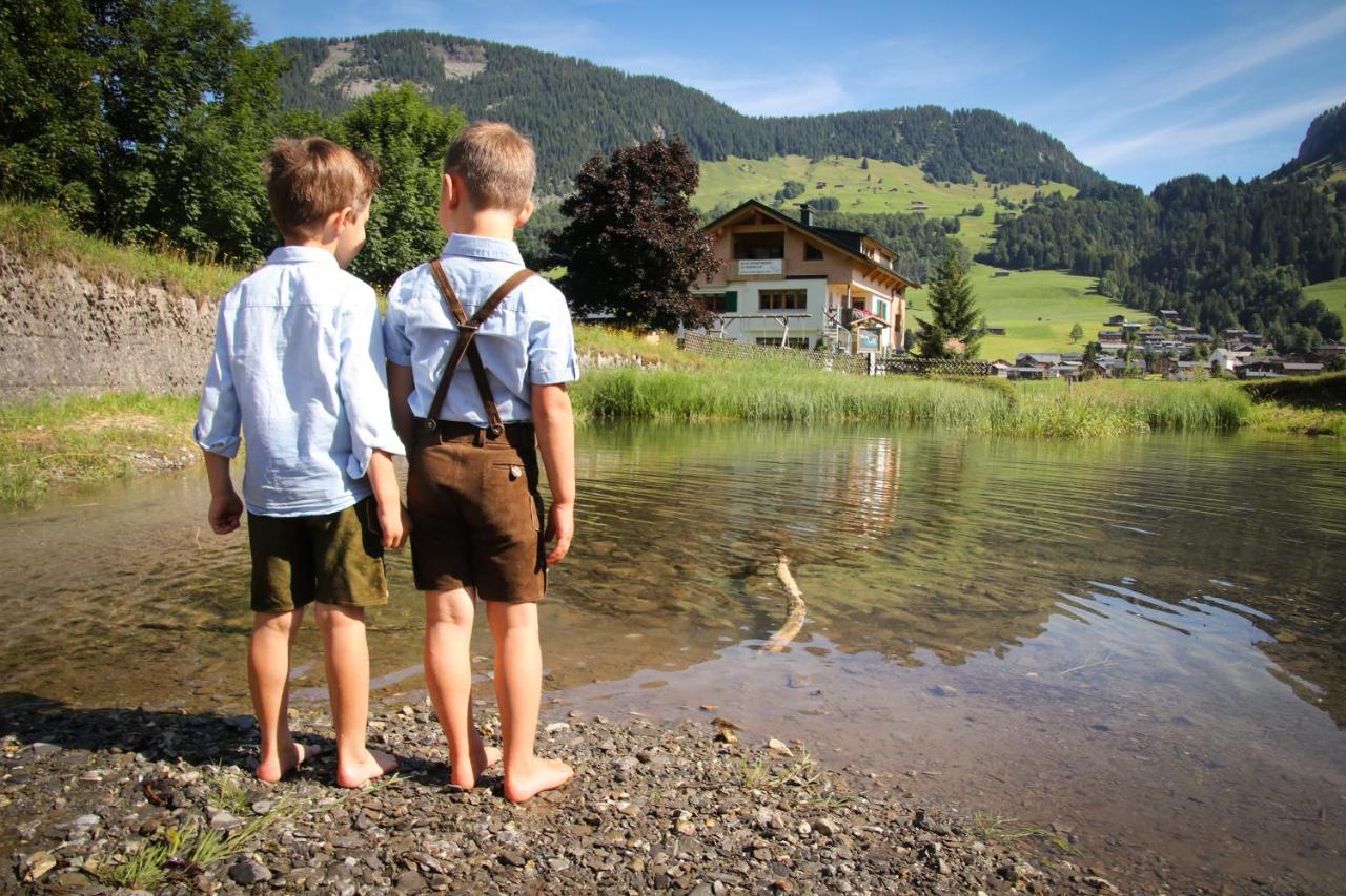 Haus Bergquell Apartment Au (Vorarlberg) ภายนอก รูปภาพ
